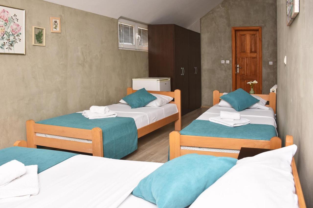 Guest House Villa Mir Kragujevac Exteriér fotografie