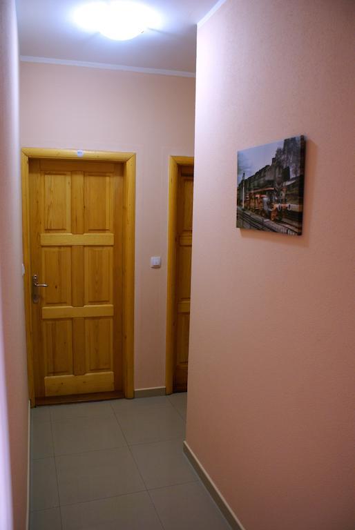 Guest House Villa Mir Kragujevac Exteriér fotografie